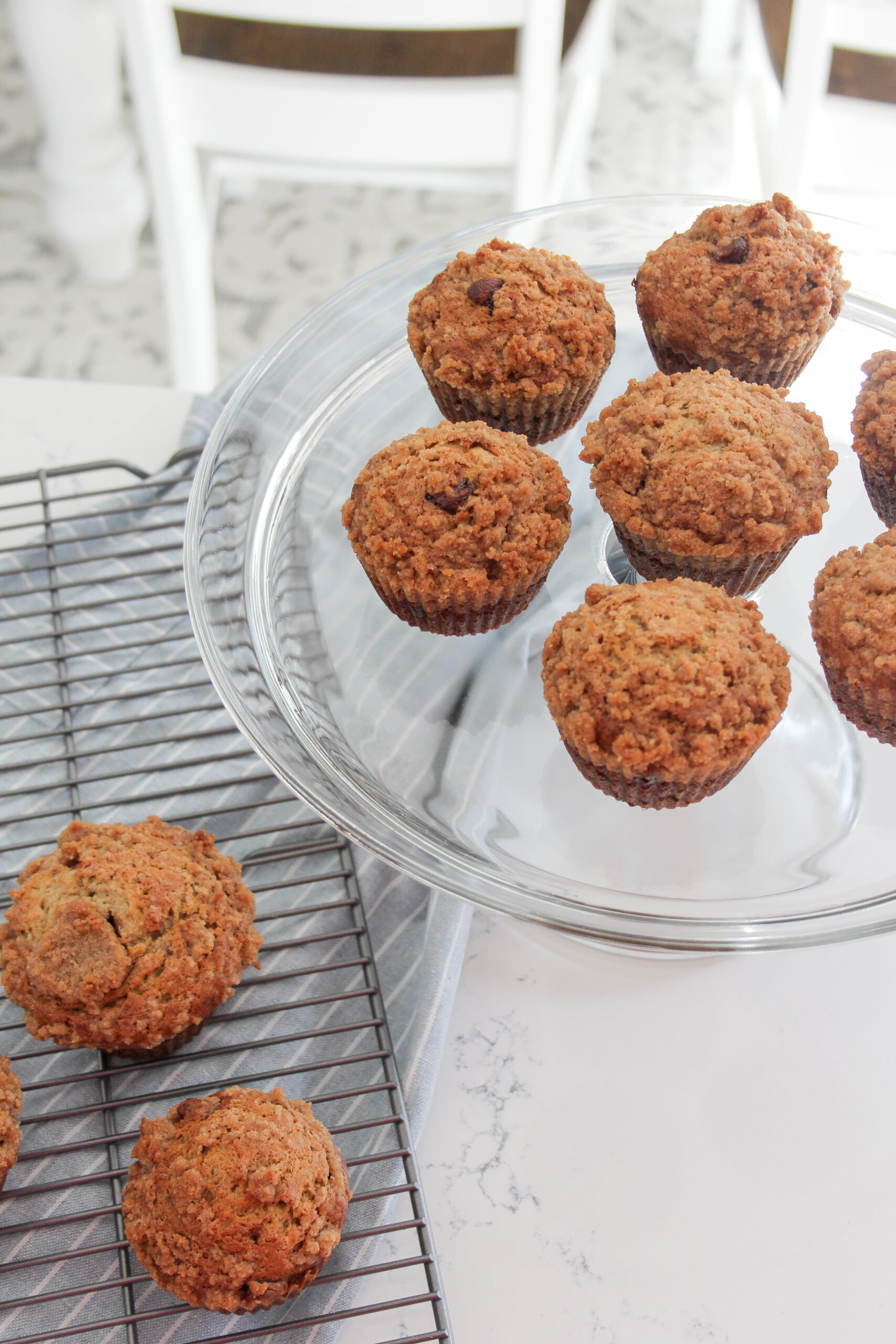 cinnamon streusel banana chocolate chip muffins